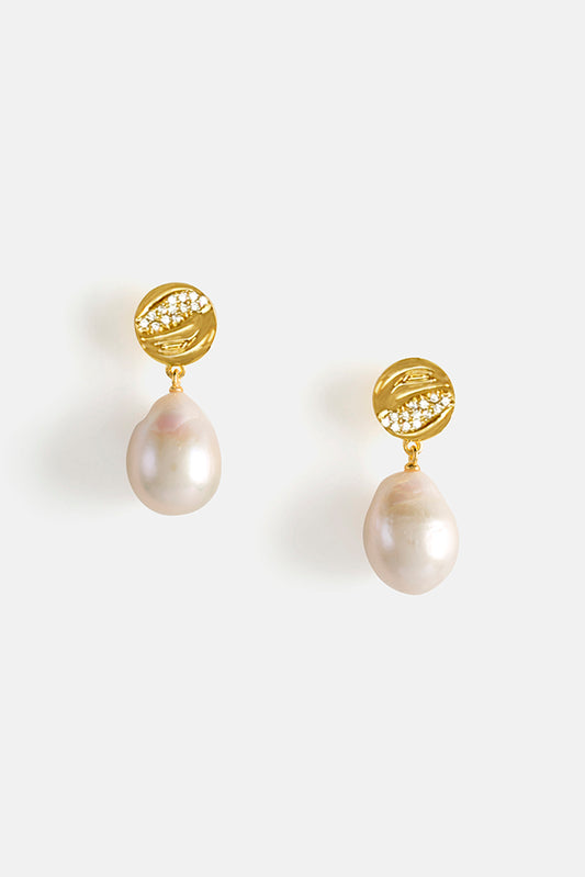 Payo Pearl Earrings